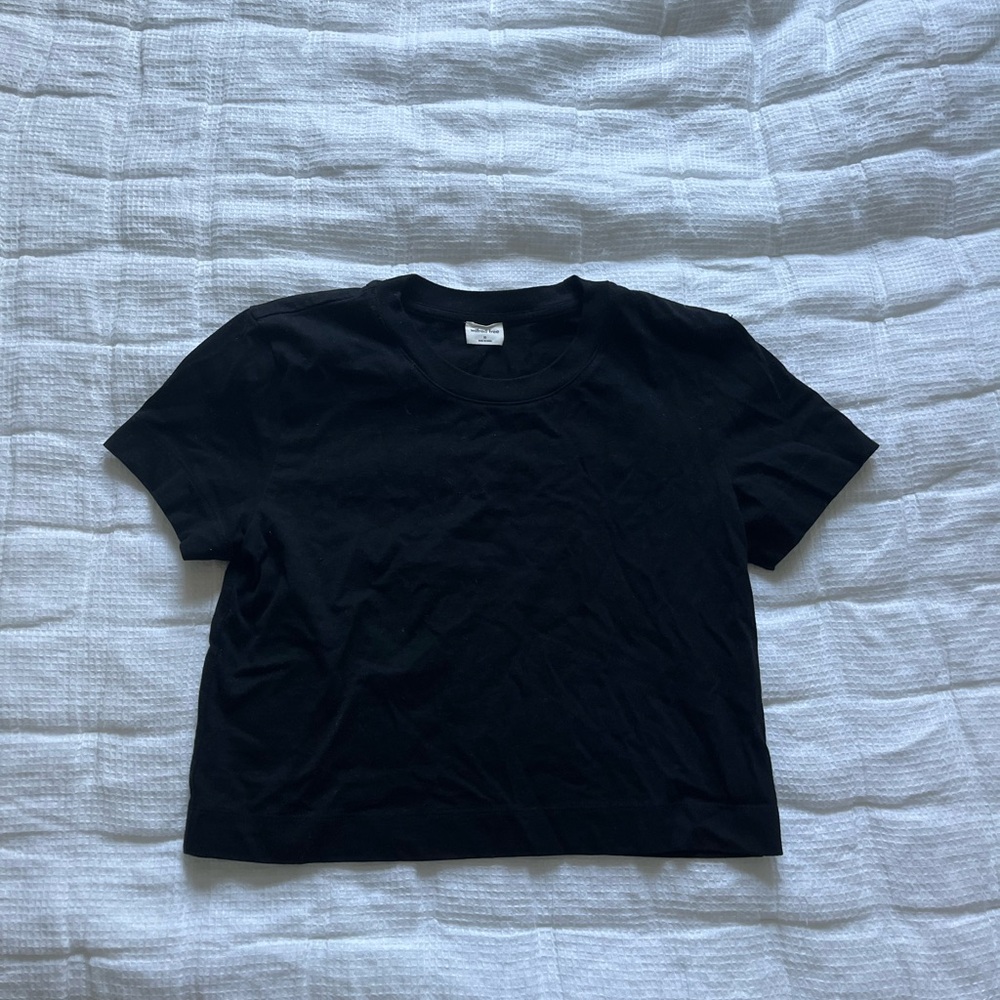 Aritzia Wilfred tee cropped